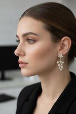 Yıldız Model Gold Renk Zirkon Taşlı Küpe