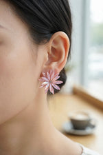 Lotus Model Pembe Renk Kristal Taşlı Kadın Küpe
