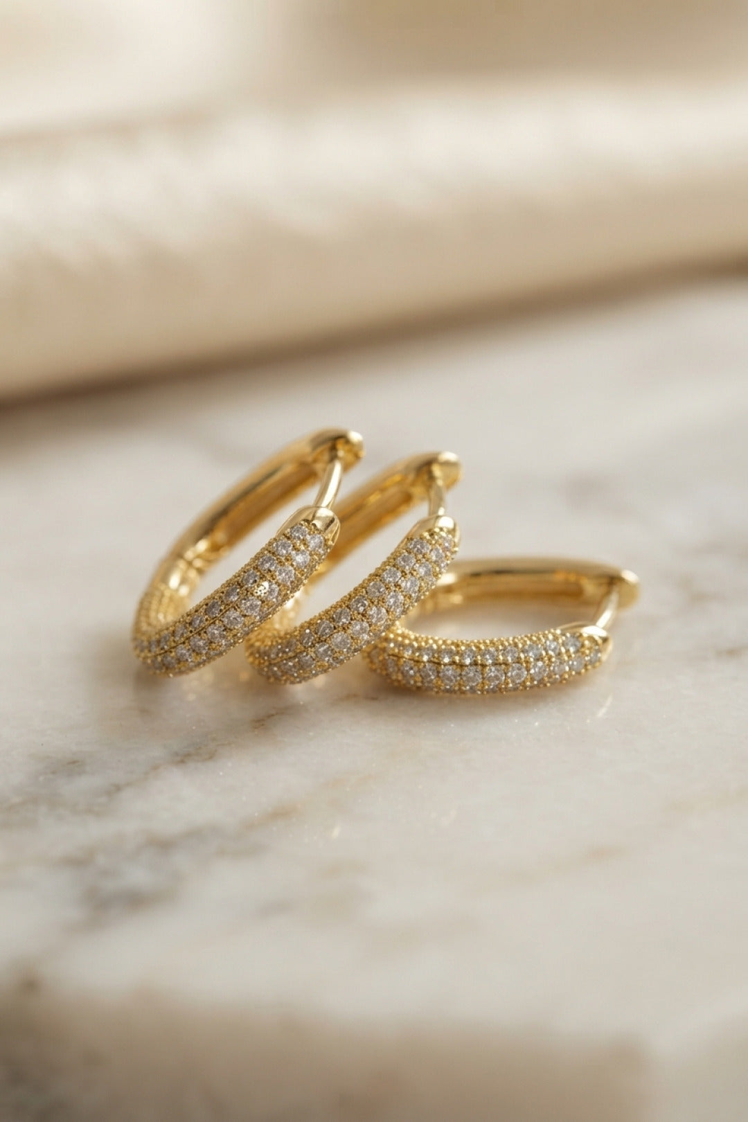 3 lü Set Gold Renk Zirkon Taşlı Kare Halka Küpe