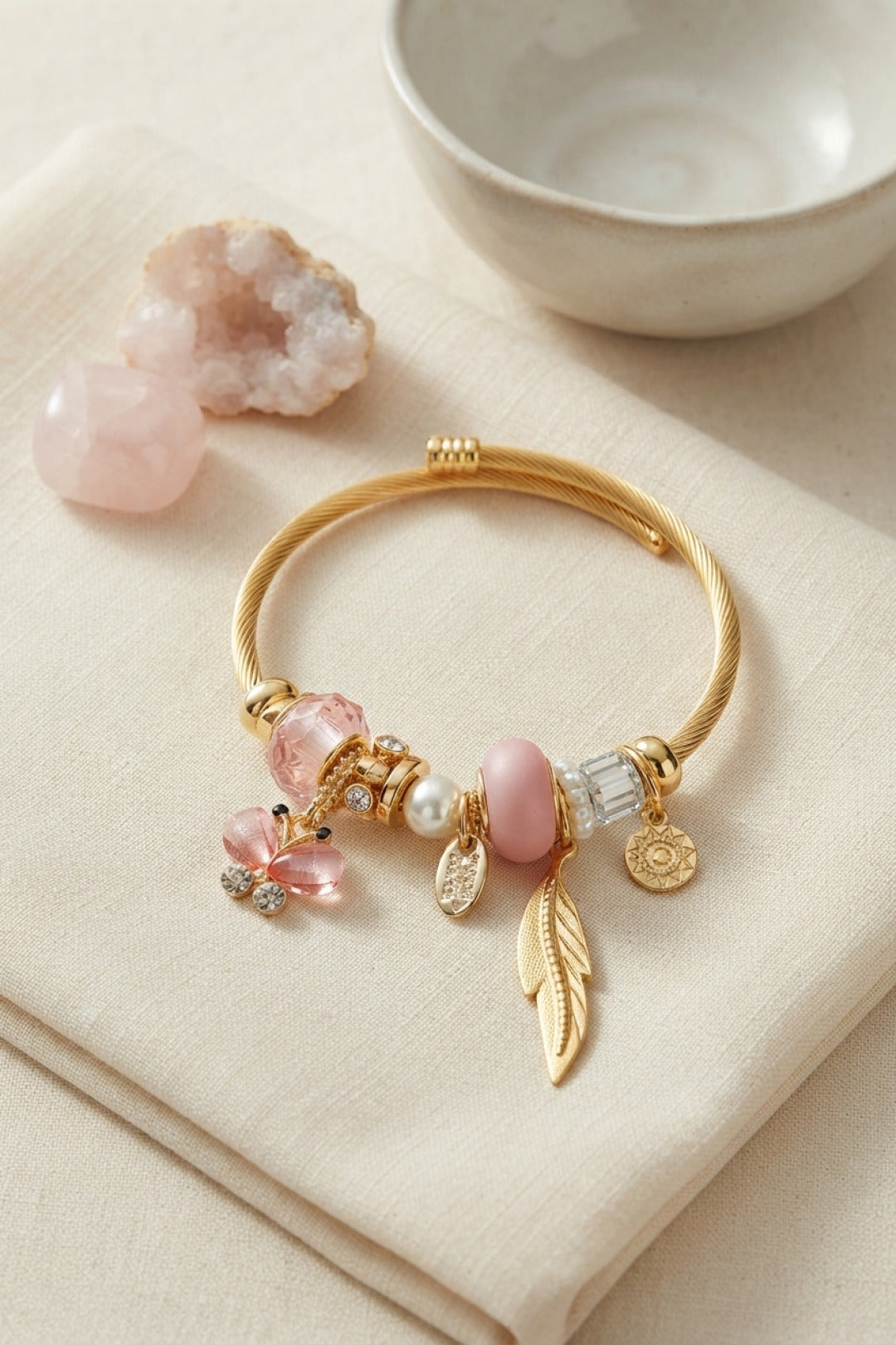 Pembe Kelebek Model Charmlı Bileklik