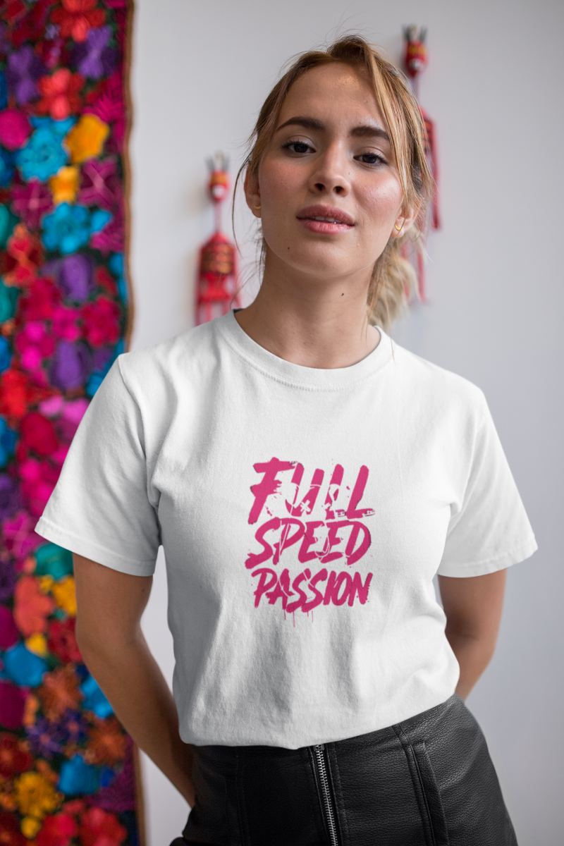 Kadın Özel Baskılı Modern Fit %100 Pamuk Bisiklet Yaka T-Shirt