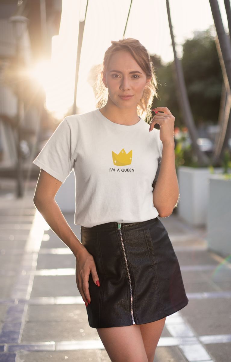 Kadın Özel Baskılı Modern Fit %100 Pamuk Bisiklet Yaka T-Shirt