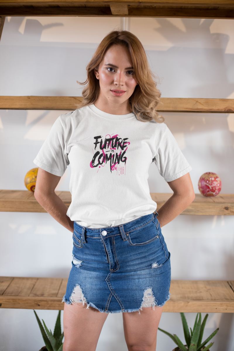 Kadın Özel Baskılı Modern Fit %100 Pamuk Bisiklet Yaka T-Shirt