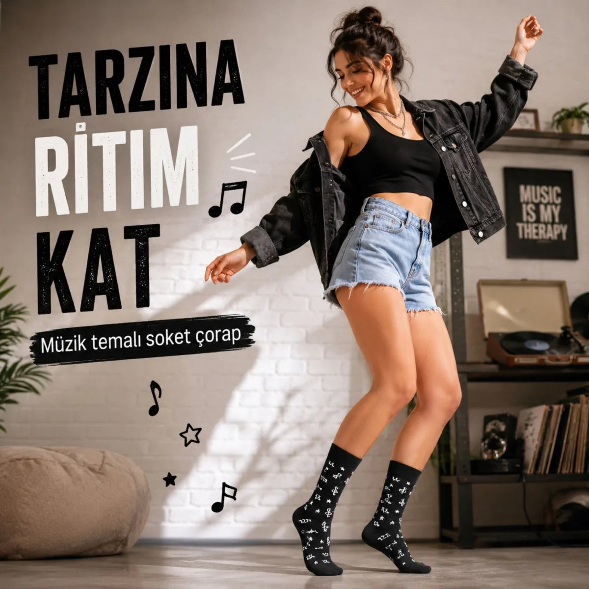 Müzik Notalı Kadın Soket Çorap 36-40 Pamuklu Dikişsiz Burun Siyah Beyaz Uzun Konç