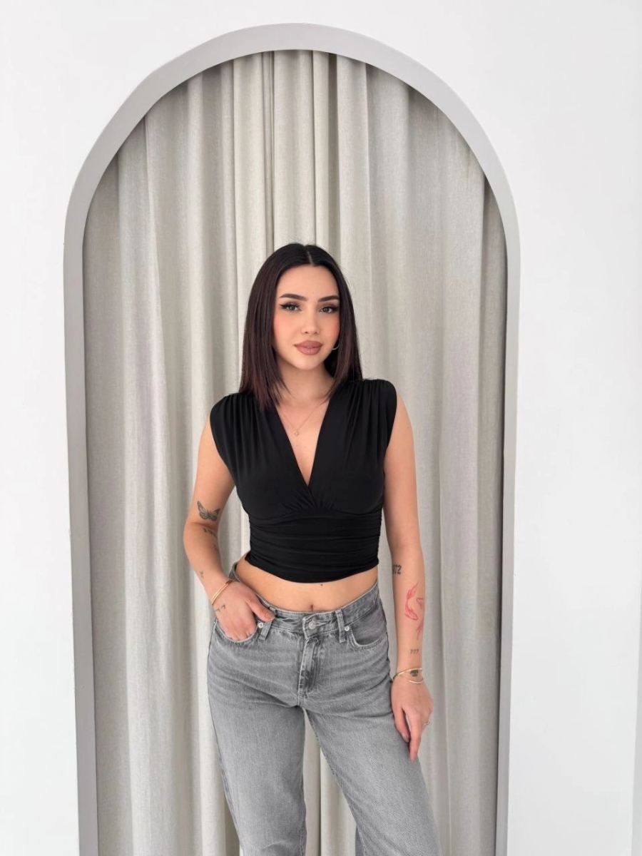 Kadın Vatkalı Kolsuz V Yaka Drapeli Crop Bluz Likralı Fit - Siyah