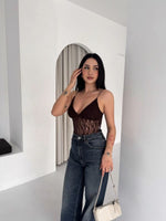 Kadın Dantel Detaylı Derin Dekolte Body Şık Kolsuz Yazlık Bodysuit - Kahvrenegi