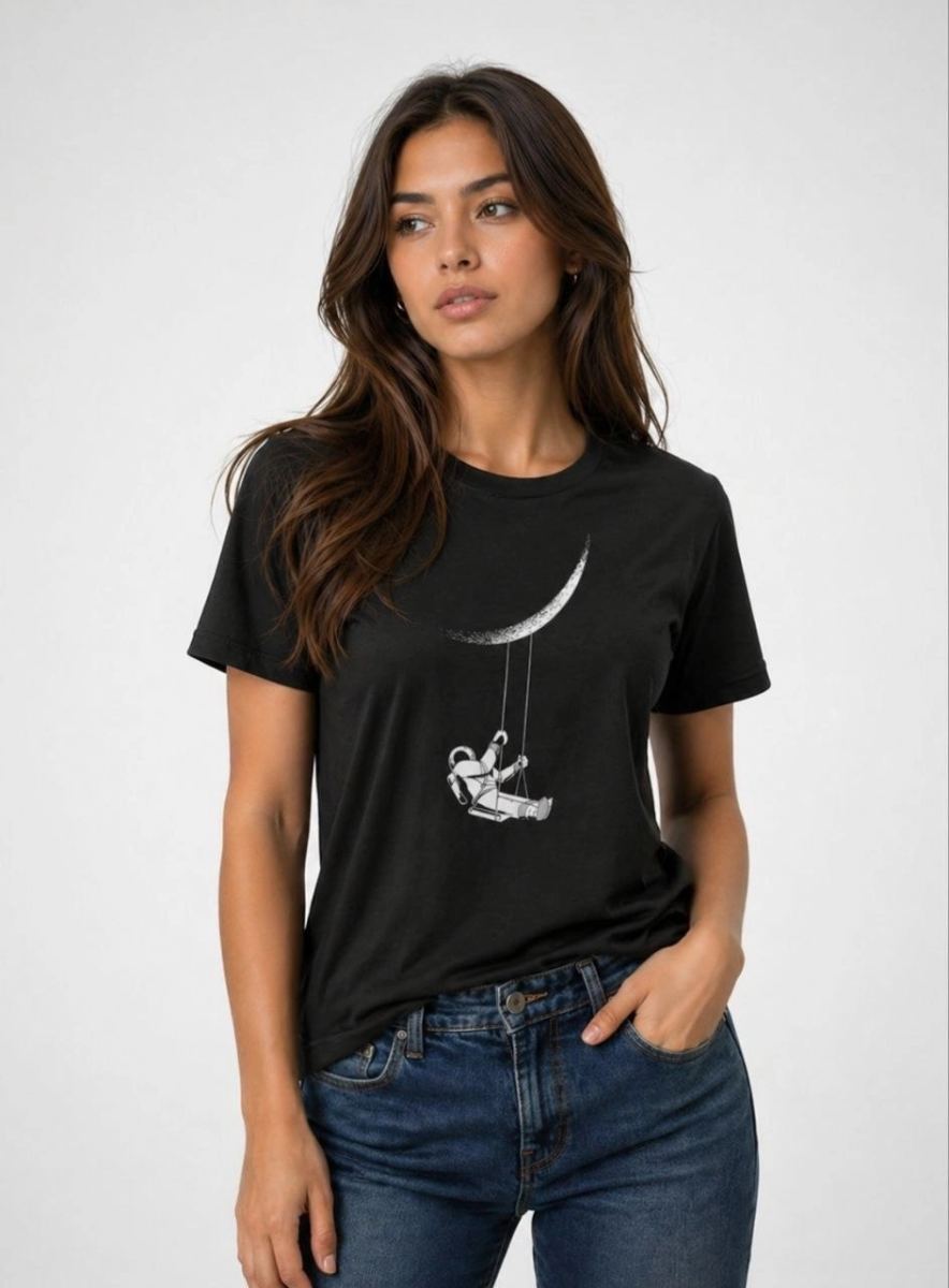 Kadın Astronot Ay Temalı Tişört Kısa Kol Yazlık Bisiklet Yaka T-Shirt - Siyah