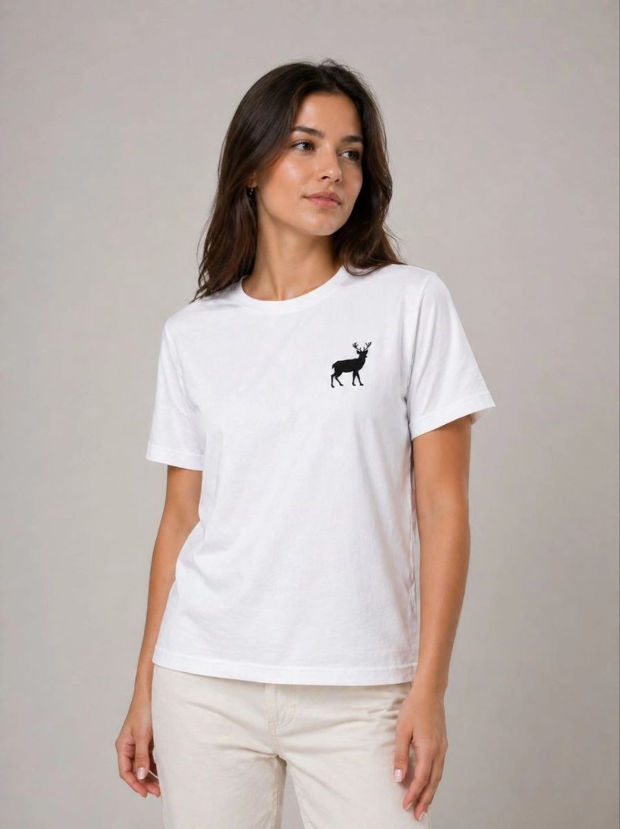Kadın Minimal Geyik Logolu Tişört Bisiklet Yaka Kısa kol Yazlık T-Shirt - Beyaz