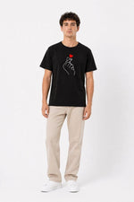 Erkek Kore Parmak Kalp Aşk Temalı Minimal Baskılı Tişört Yazlık Kısa Kol T-Shirt - Siyah
