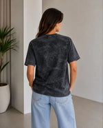 Kadın Batik Desenli Tişört Bisiklet Yaka Kısa Kol Regular Fit T-shirt - Siyah
