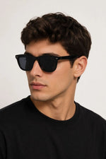 Erkek Dikdörtgen Çerçeveli Güneş Gözlüğü Siyah Çerçeve Siyah Cam