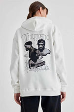 Kadın Oversize Kapüşonlu Cepli TUPAC Baskılı 3 İplik Pamuklu Hoodie Sweatshirt - Beyaz