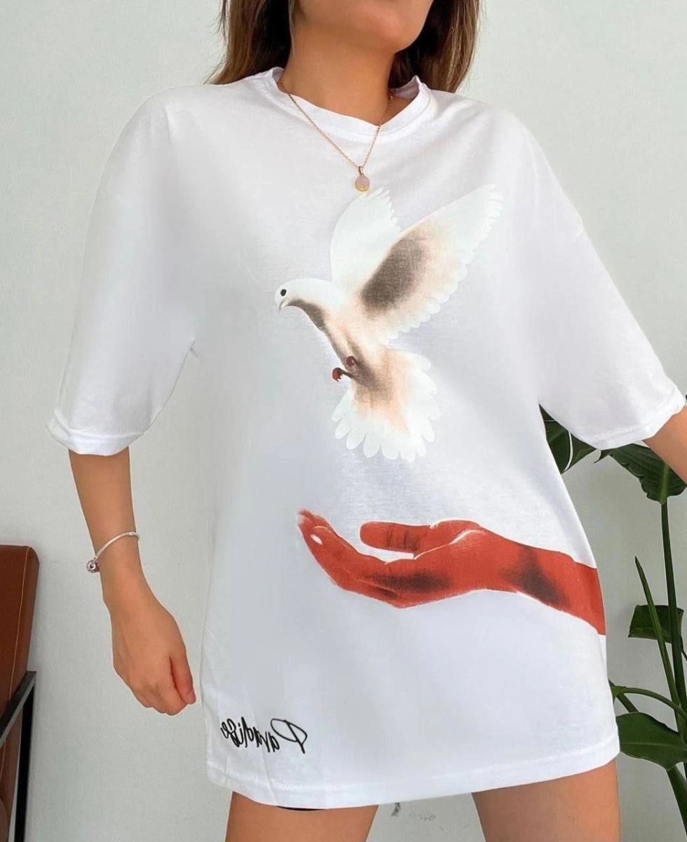 Kadın Kısa Kol Yazlık Tişört Bisiklet Yaka Uzi Güvercin Baskılı T-Shirt - Beyaz