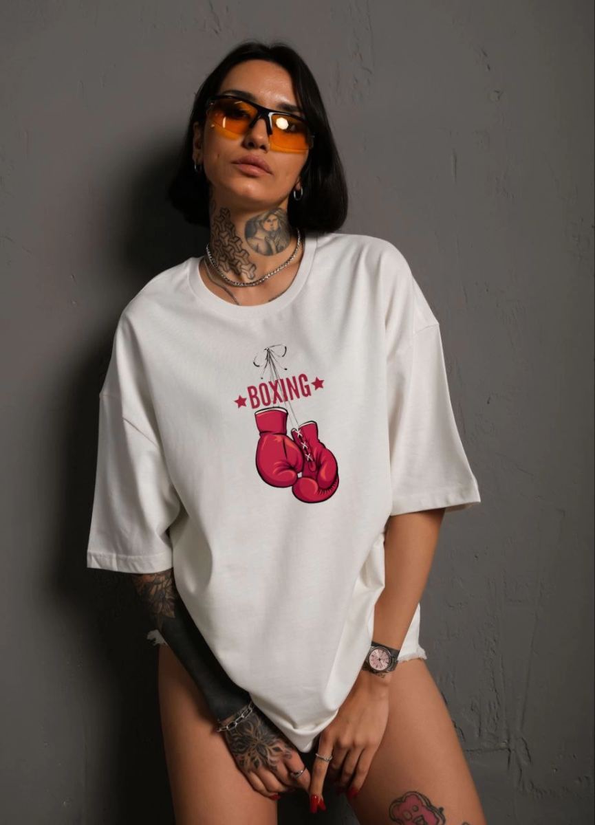 kadın Bisiklet Yaka Boks Eldiven Baskılı Oversize T-Shirt - Beyaz