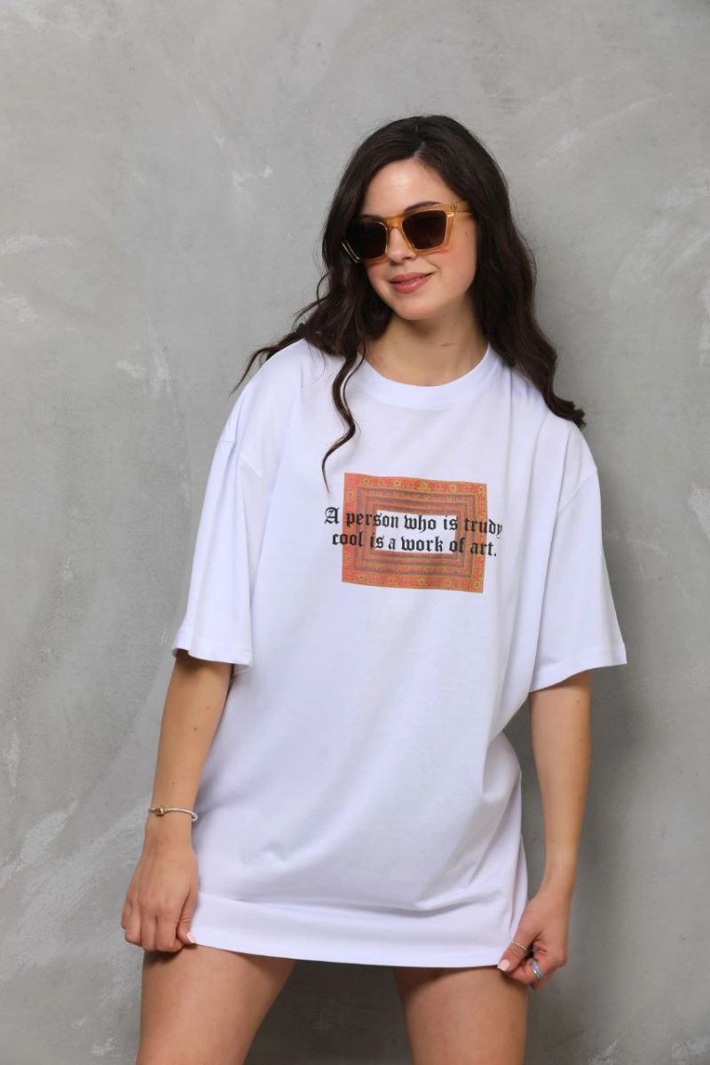 Kadın Baskılı T-Shirt Kısa Kol Bisiklet Yaka Oversize Rahat Kalıp Tişört - Beyaz