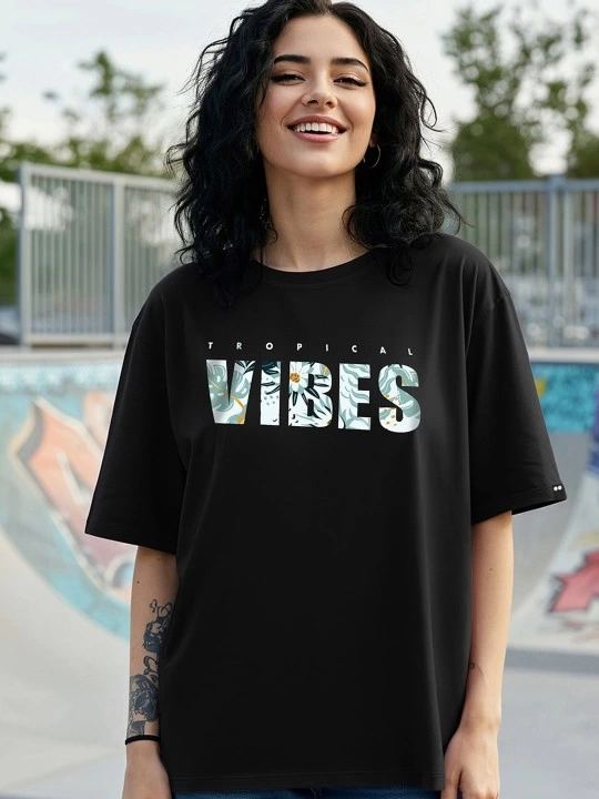 Kadın Kısa Kol Yazlık Tişört Bisiklet Yaka VIBES Baskılı T-Shirt - Siyah