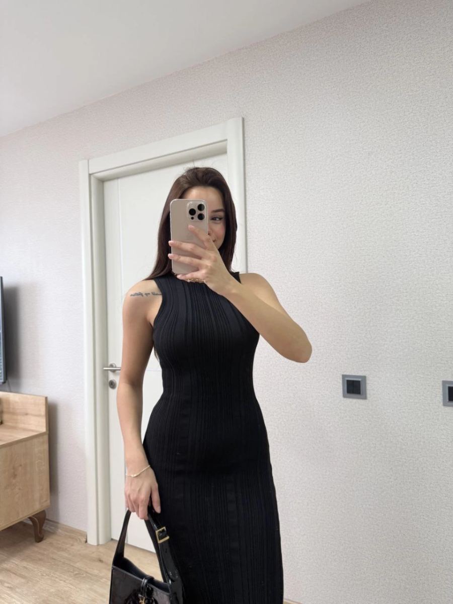Kadın Fitilli Triko Elbise Kolsuz Sırtı Kapalı Maxi Uzun Boy - Siyah