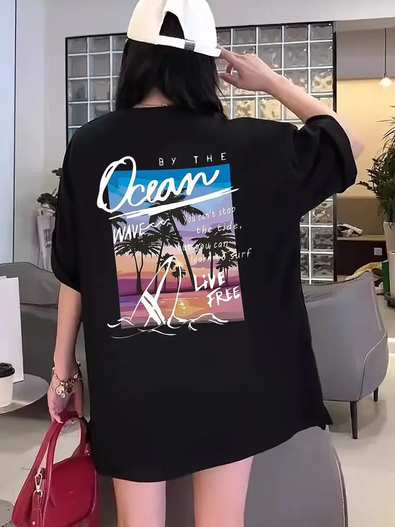 Kadın Kısa Kol Yazlık Tişört Bisiklet Yaka Okyanus Baskılı T-Shirt - Siyah