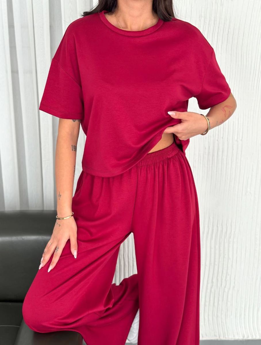 Kadın Osy Modal Yumuşak Dokulu Kumaş Bisiklet Yaka T-shirt Bol paça Pantolon ikili Takım -Bordo