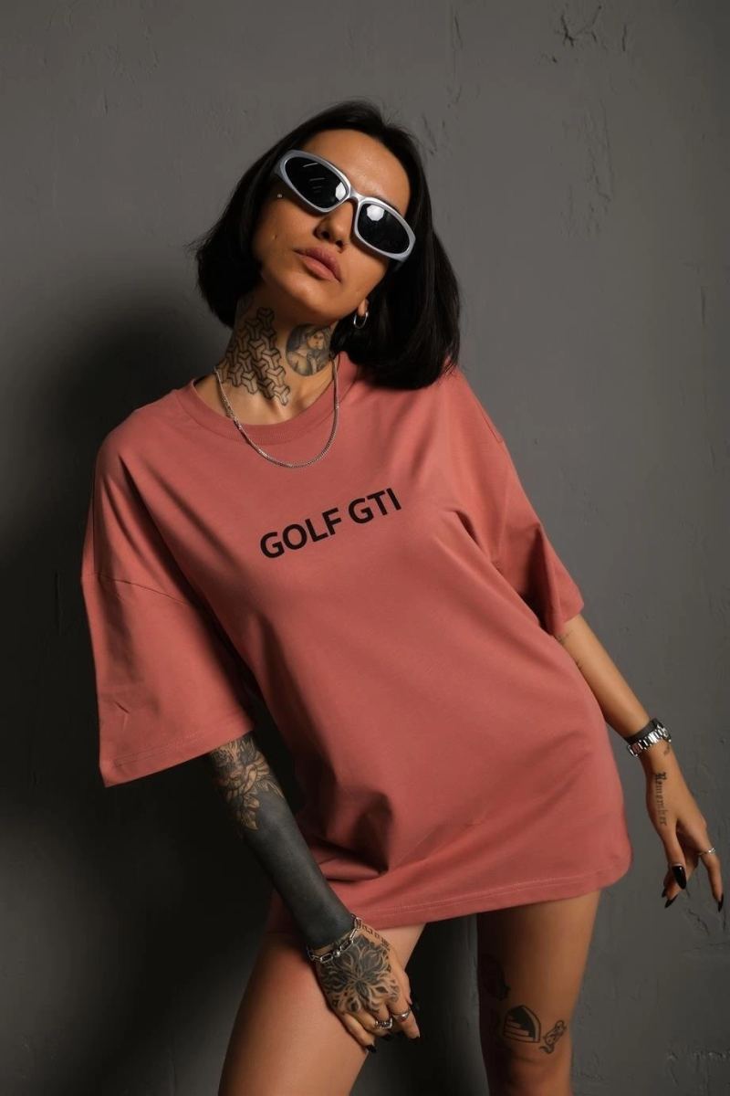 Kadın Oversize Tişört Golf GTI Retro Araba Baskılı T-shirt  - Gül Kurusu