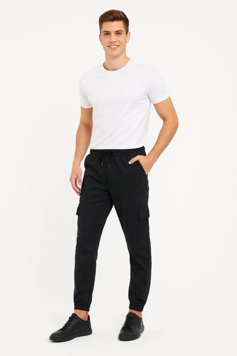 Erkek Siyah Jogger Eşofman Altı Kalıp Kargo Cepli Lastikli Paça Spor Pantolon - Siyah