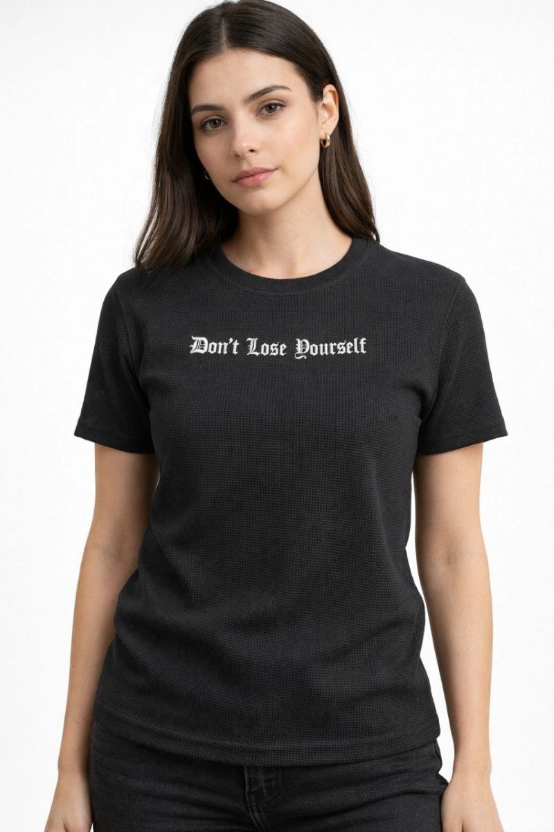 Kadın Wafıl Kumaş Tişört Regular Kalıp Bisiklet Yaka Baskılı T-Shirt - Siyah